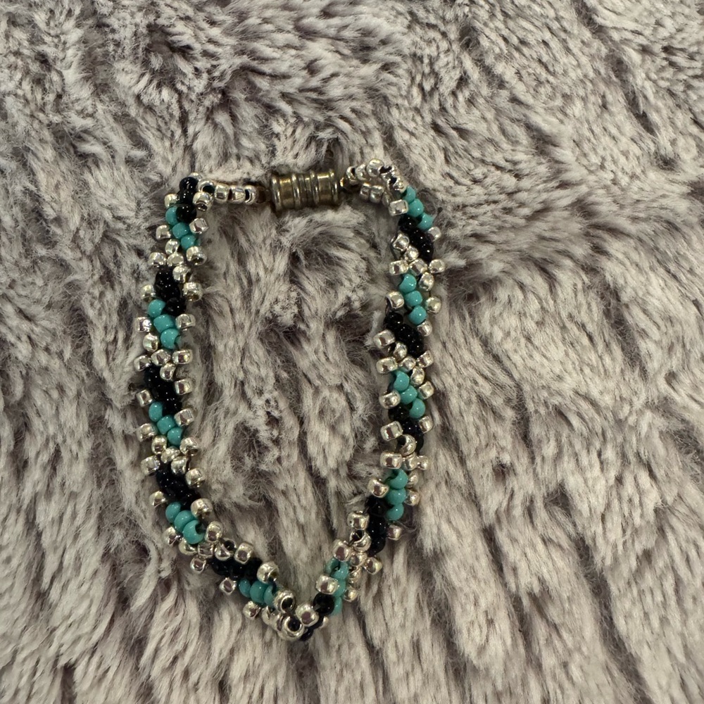 Silver and Turquoise Beaded Bracelet with Magnetic Clasp